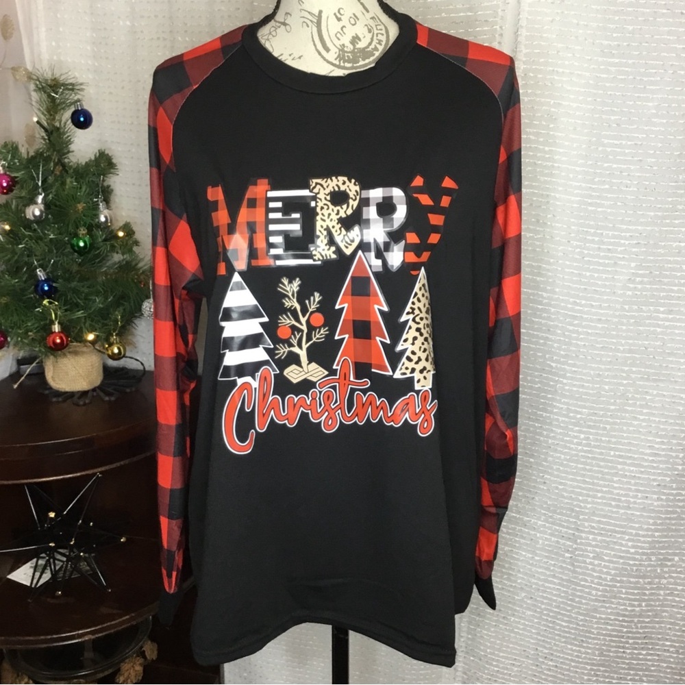 Merry Christmas Long Sleeve Top